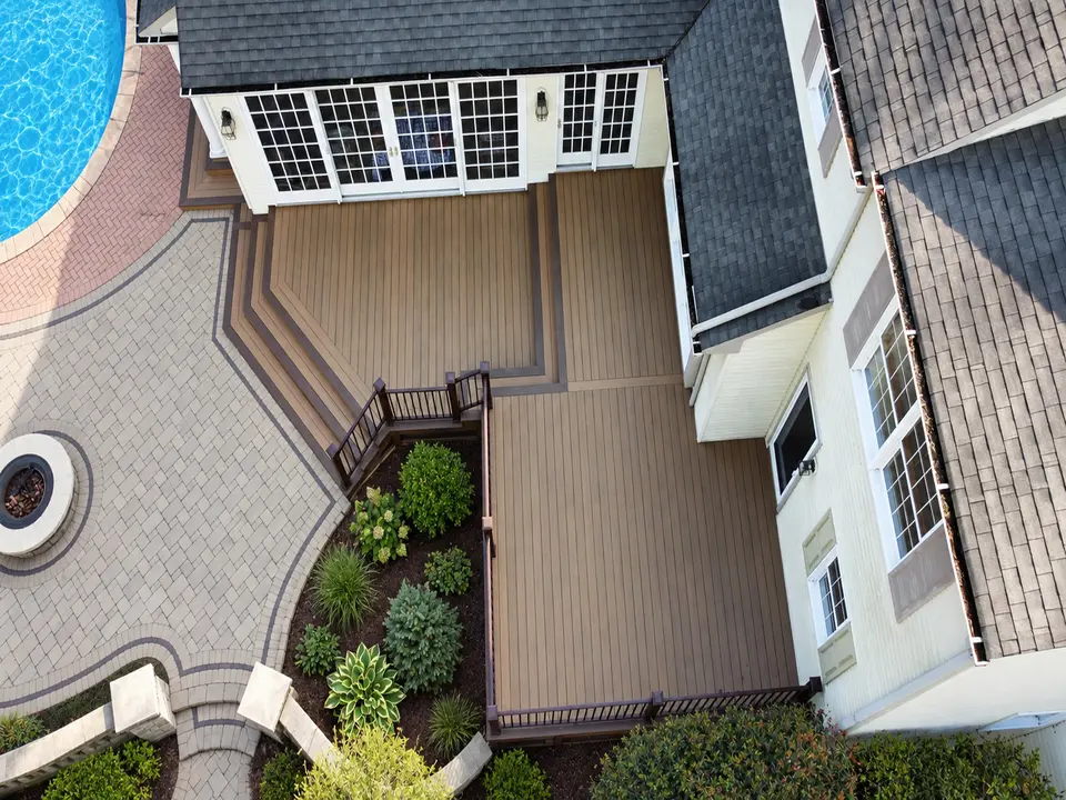 Custom Decks project completed by Zenna Decks